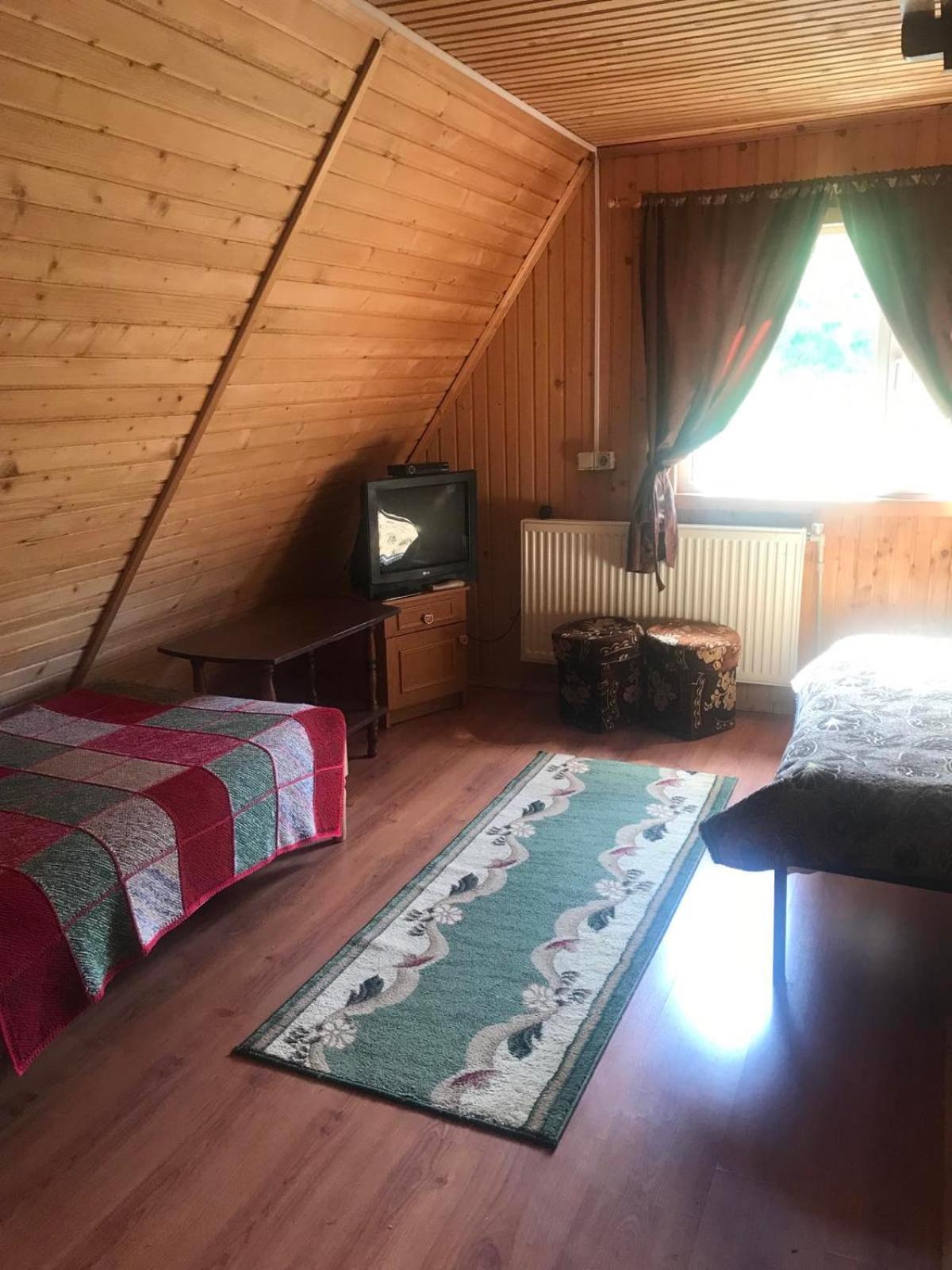 Hotel У Олега Verkhne-Studenyy Exterior foto
